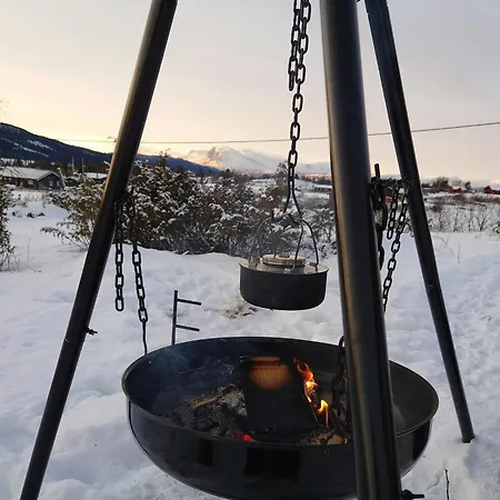 Mountain With Wood-fired Sauna And A View Golsfjellet