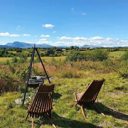 Mountain With Wood-fired Sauna And A View Vakantiehuis *